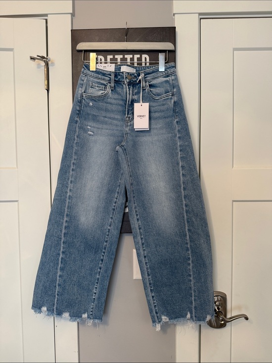 Vervet Denim - NWT VERVET High-Rise Wide Leg Crop Jeans in Medium Blue